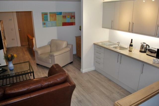 Gallowgate Square Apartments Ларгс Екстер'єр фото