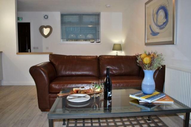Gallowgate Square Apartments Ларгс Екстер'єр фото