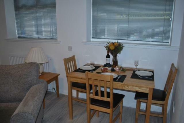 Gallowgate Square Apartments Ларгс Екстер'єр фото
