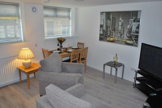 Gallowgate Square Apartments Ларгс Екстер'єр фото